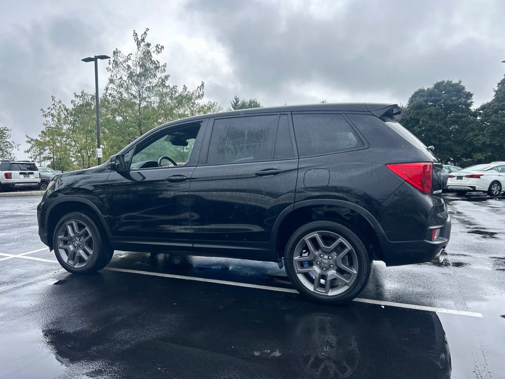 Used 2023 Honda Passport EX-L image 6