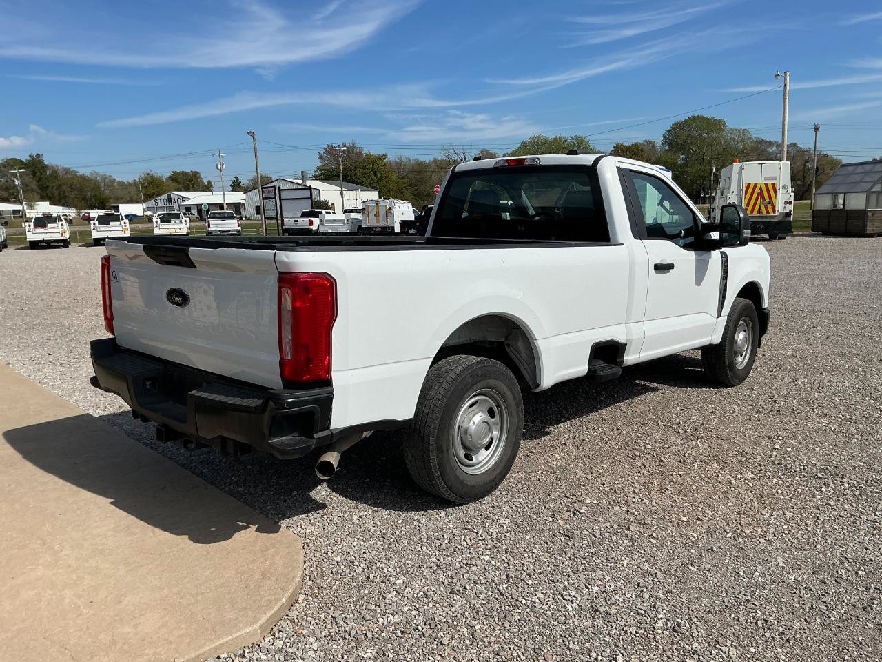 Used 2023 Ford F250 XL RWD image 4