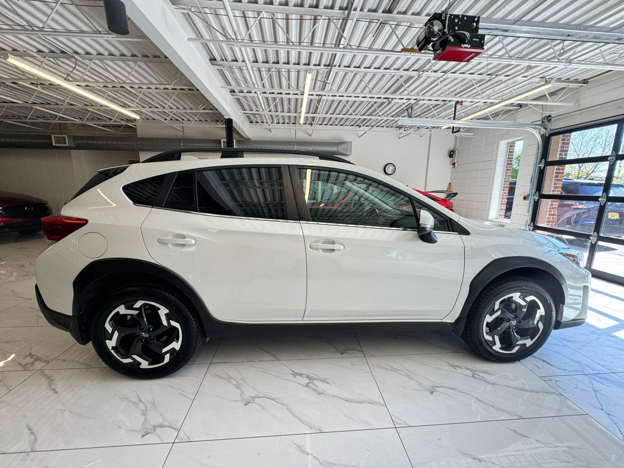 Used 2021 Subaru Crosstrek 2.5i Limited w/ Moonroof Package 2 AWD/4WD image 4
