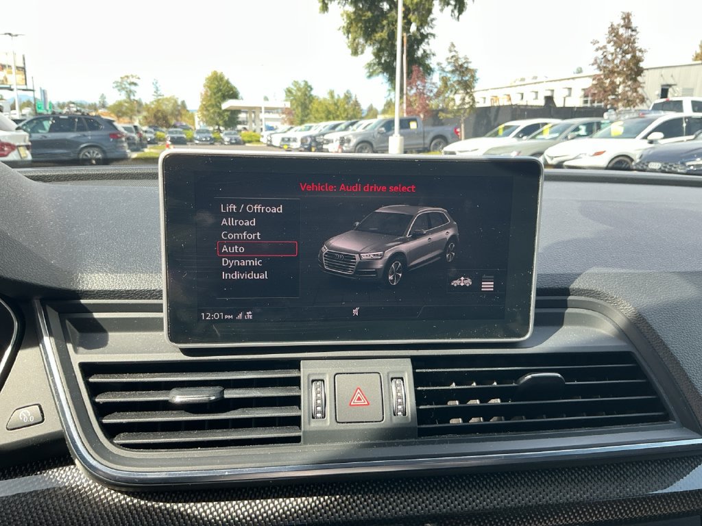 Used 2019 Audi SQ5 Premium Plus AWD/4WD image 29