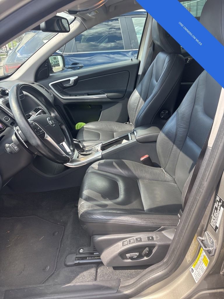 Used 2014 Volvo XC60 T6 image 6