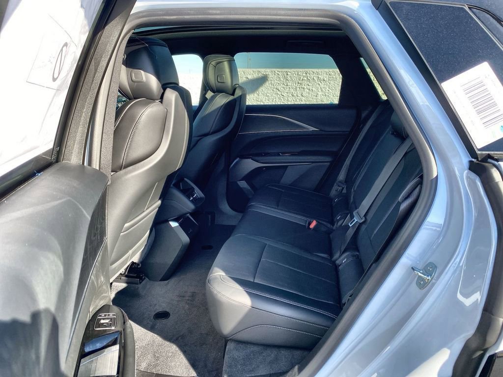 New 2026 Cadillac Lyriq Sport image 27