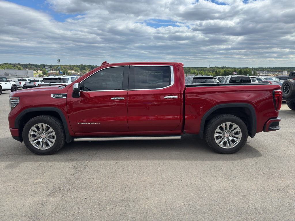Used 2024 GMC Sierra 1500 Denali AWD/4WD image 8