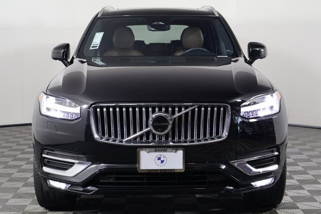 Used 2023 Volvo XC90 B5 Plus w/ Protection Package Premier AWD/4WD image 2