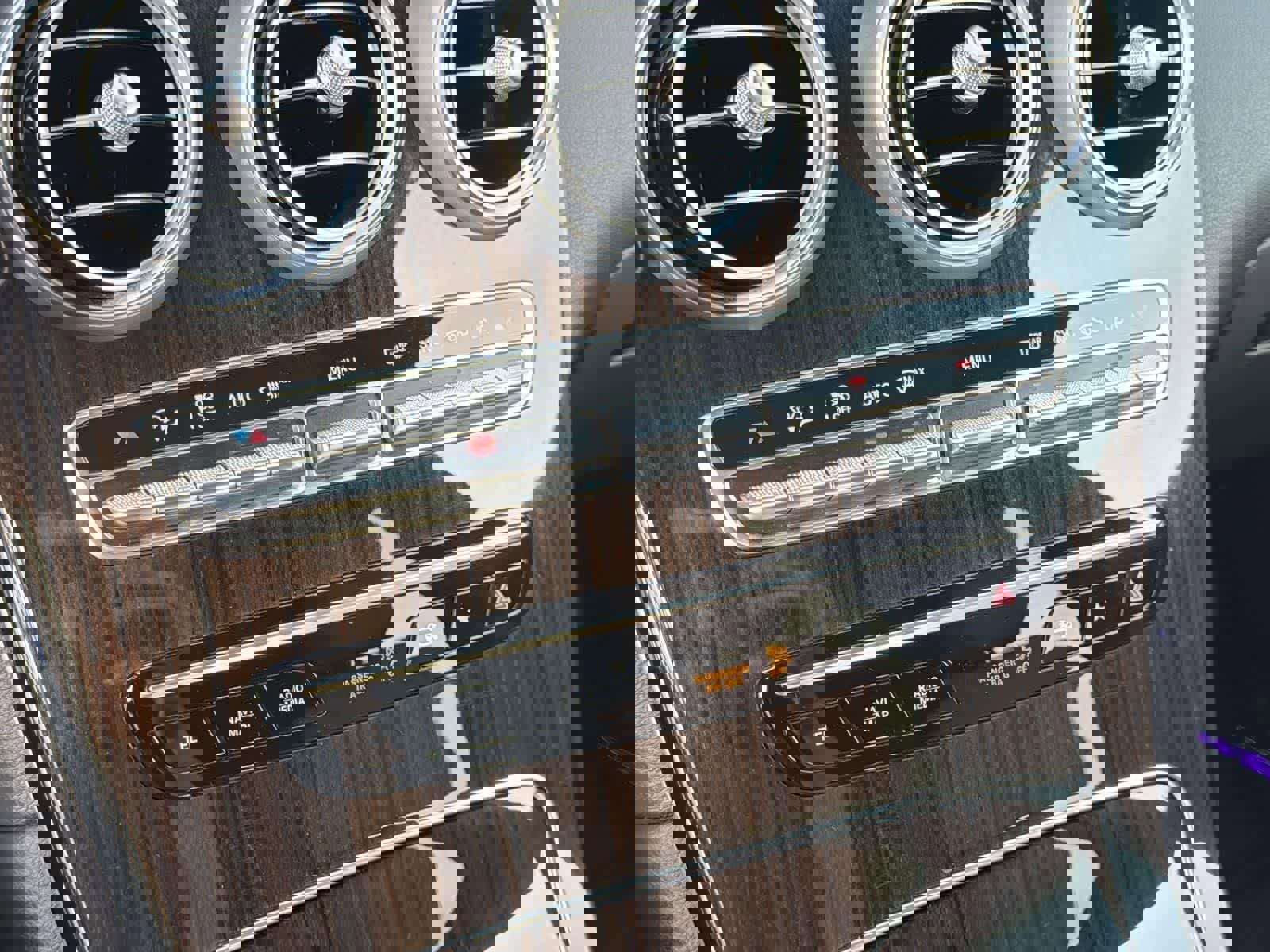 Used 2022 Mercedes-Benz GLC 300 image 14