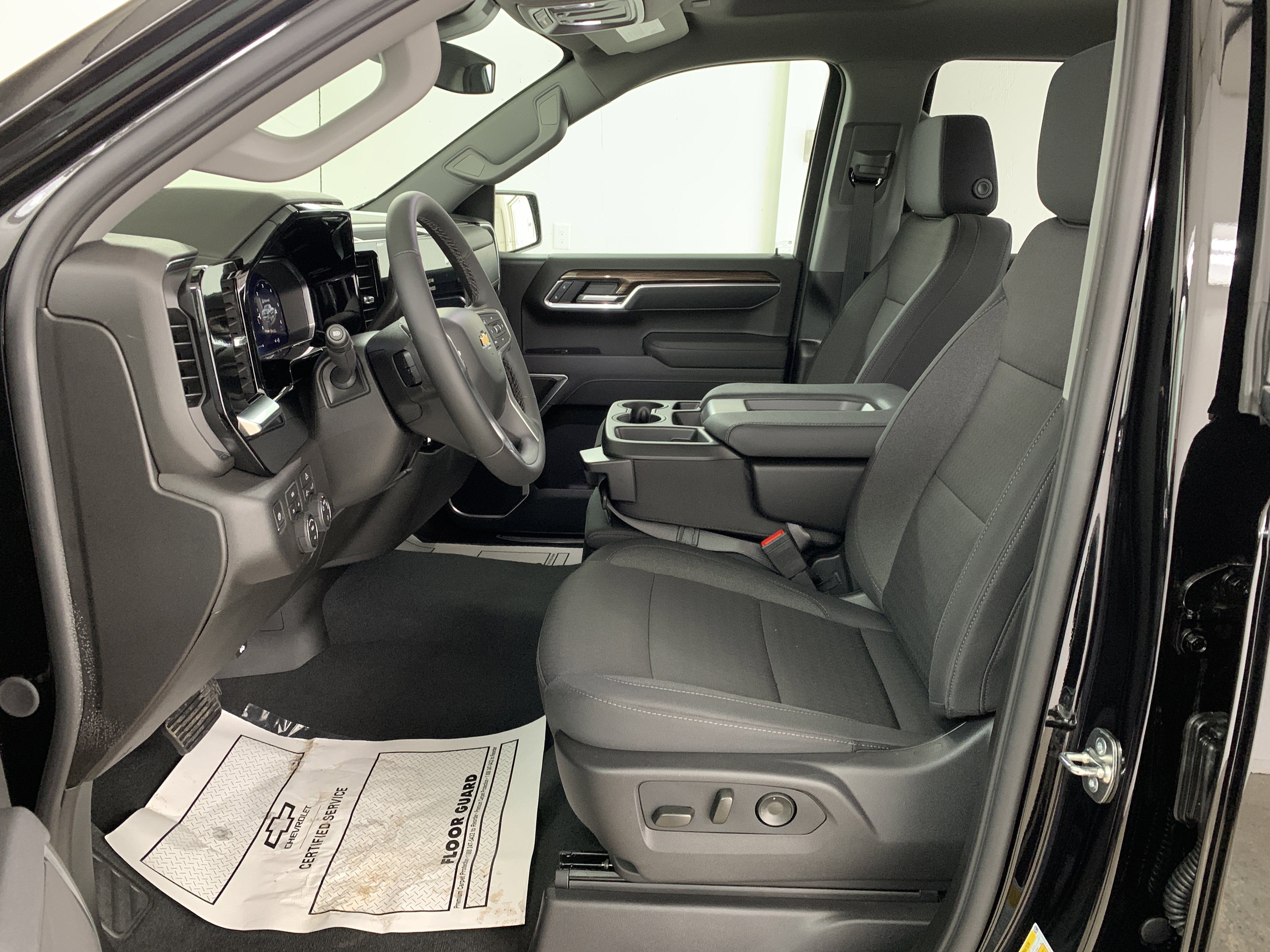 New 2026 Chevrolet Silverado 1500 LT image 13