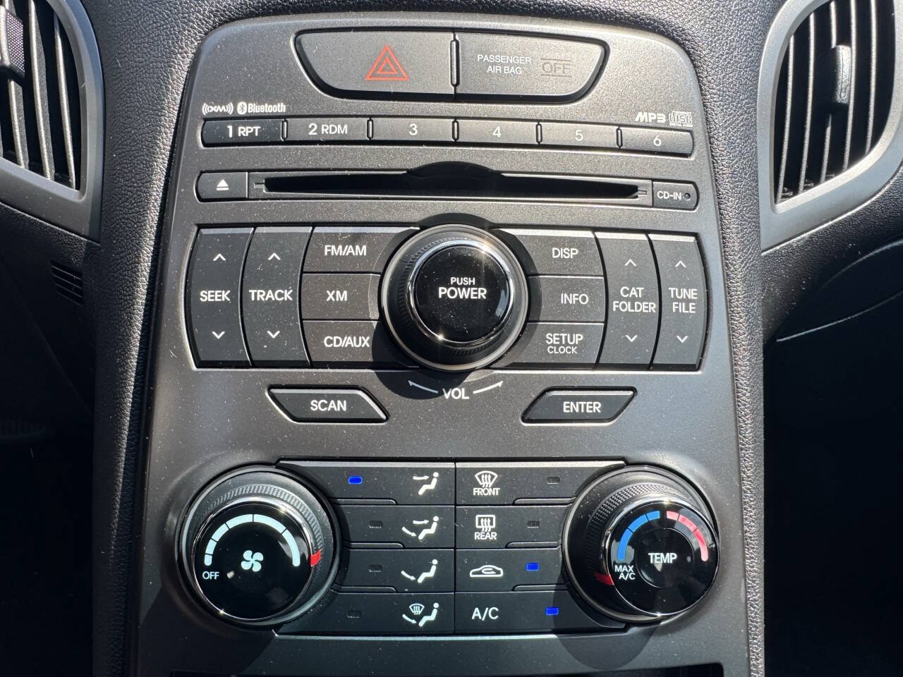 Used 2011 Hyundai Genesis 2.0T RWD image 13