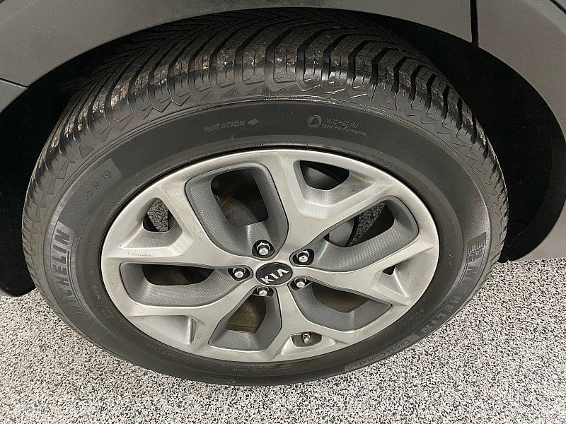 Used 2019 Kia Sorento EX image 49