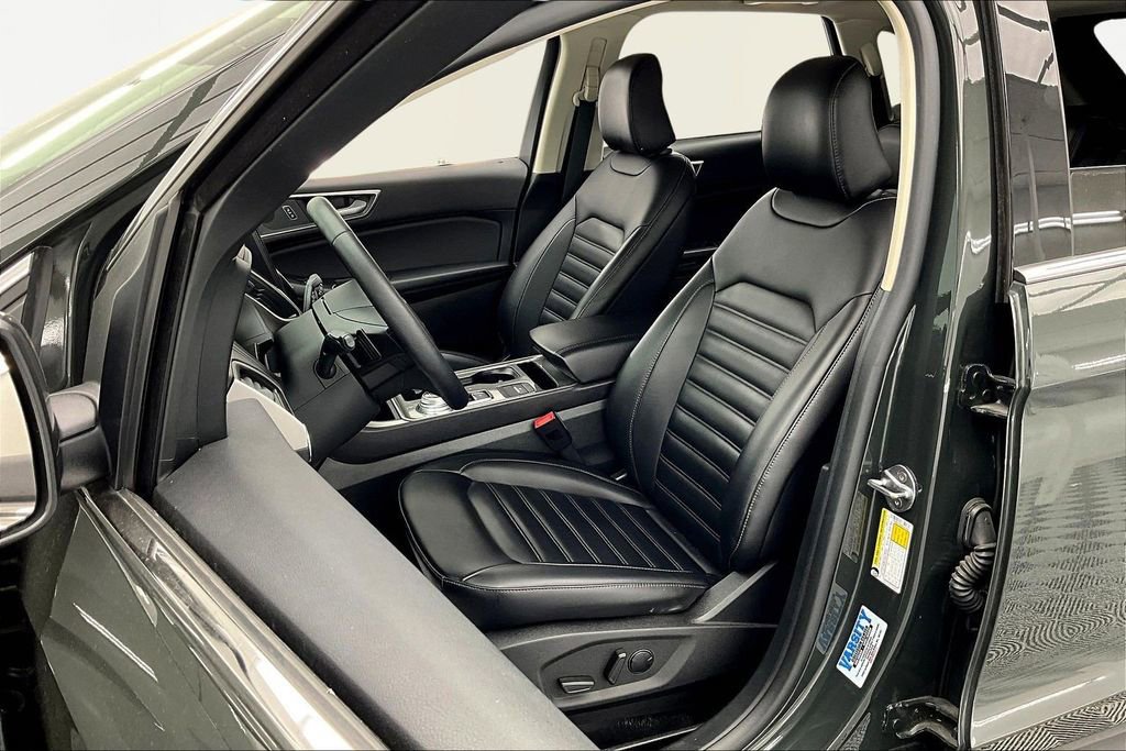 Certified 2024 Ford Edge SEL w/ Convenience Package AWD/4WD image 25