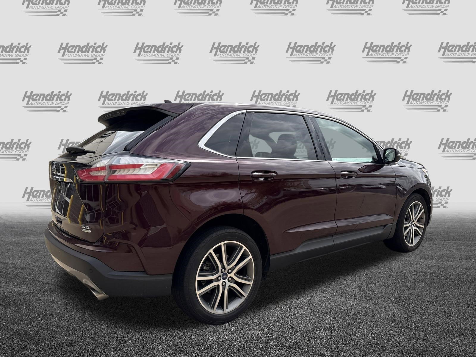 Used 2019 Ford Edge SEL w/ Equipment Group 201A image 10