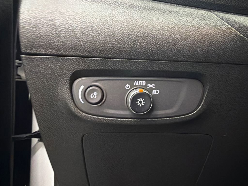 Used 2024 Buick Encore GX Preferred image 31