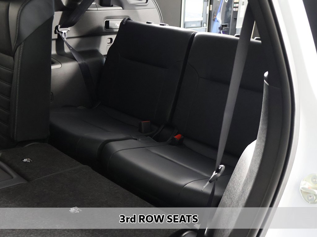 New 2025 Mitsubishi Outlander Trail Edition image 10