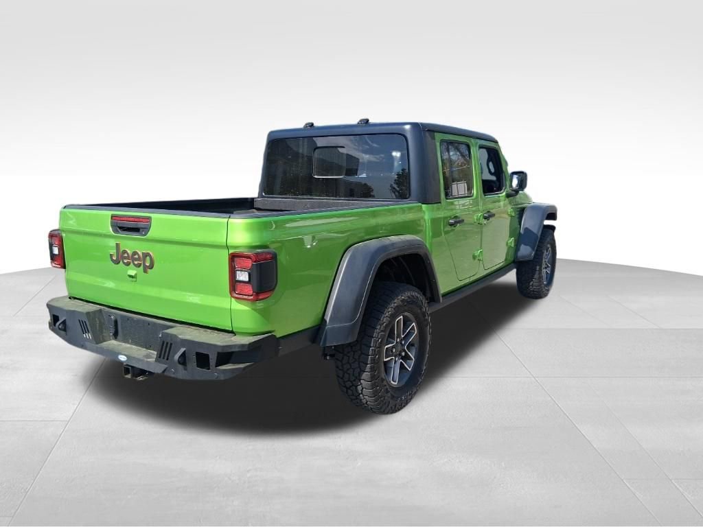 Used 2025 Jeep Gladiator Mojave w/ Convenience Group AWD/4WD image 5