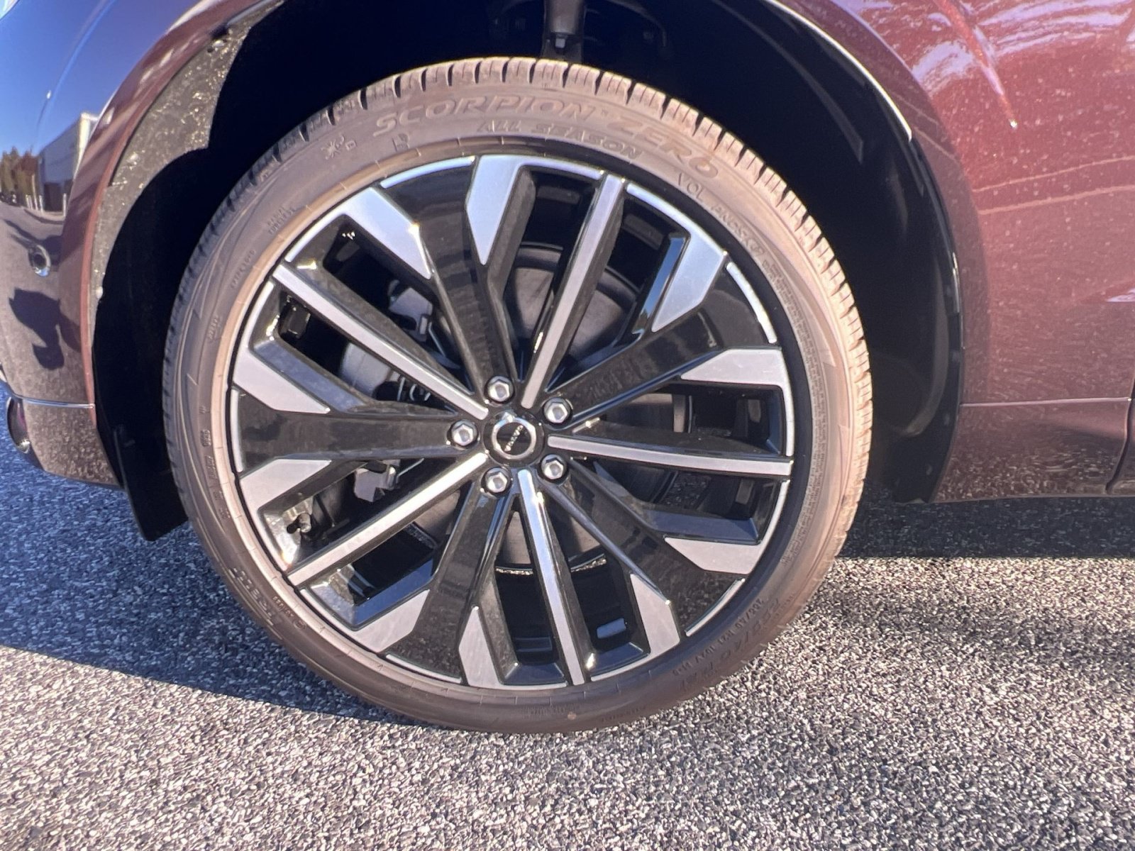 New 2027 Volvo XC60 T8 Ultra AWD/4WD image 12