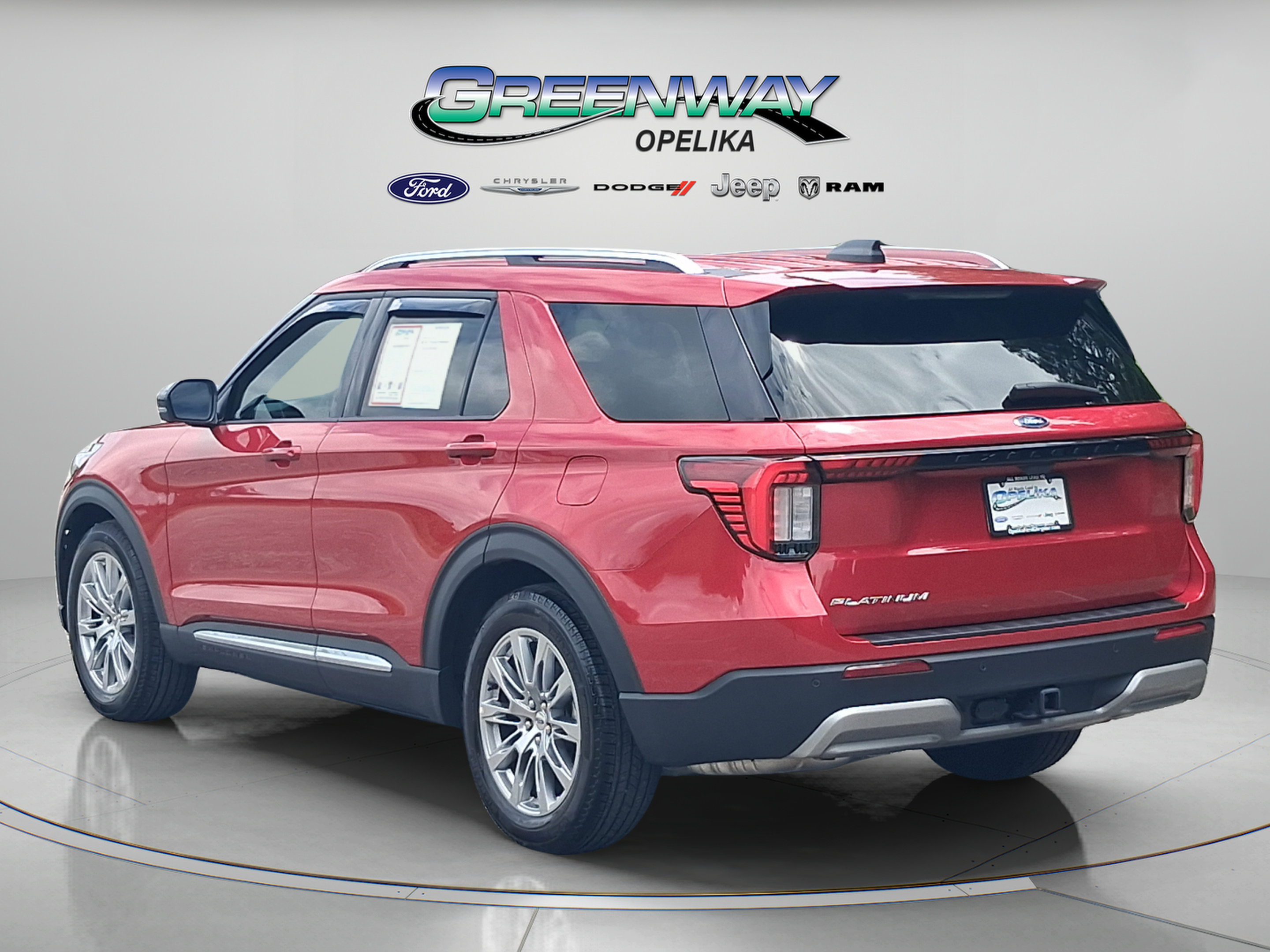 Used 2026 Ford Explorer Platinum RWD image 5