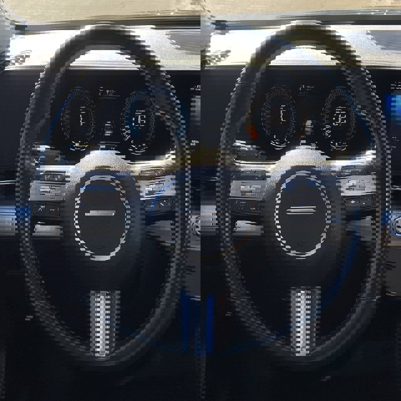 Used 2024 Hyundai Kona SEL image 12