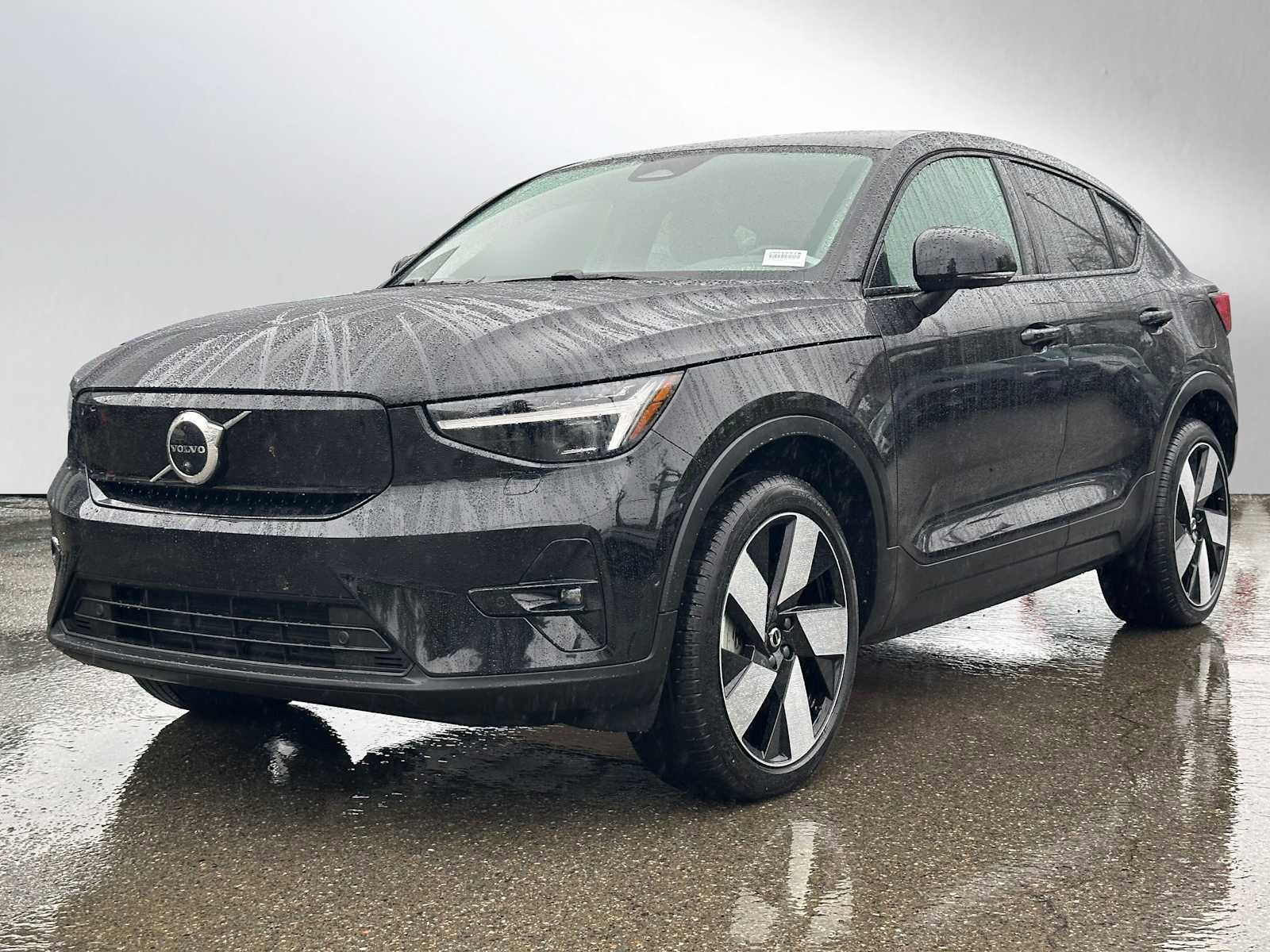 Certified 2023 Volvo C40 P8 Recharge Ultimate AWD/4WD image 8