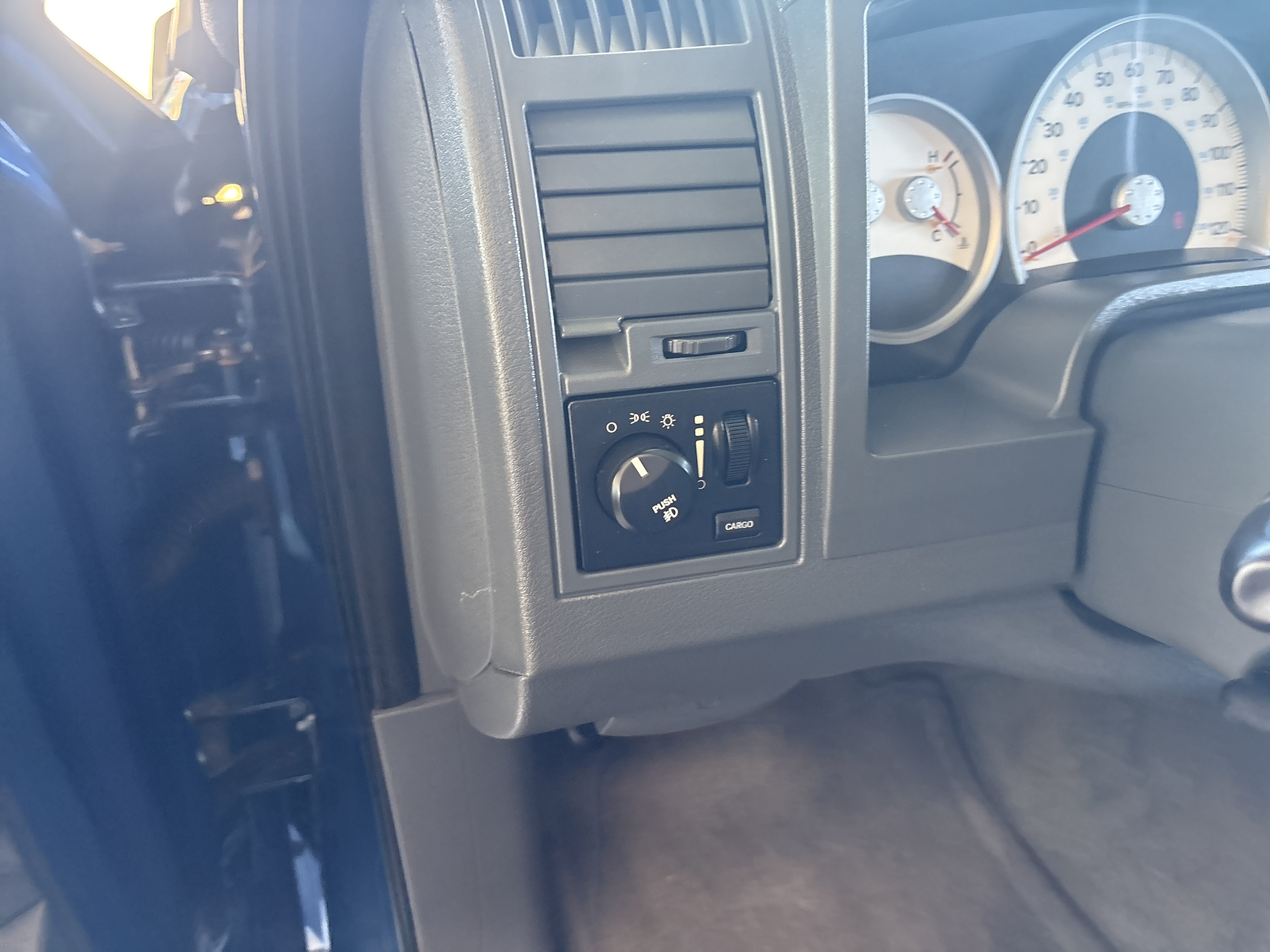 Used 2005 Dodge Dakota SLT AWD/4WD image 10