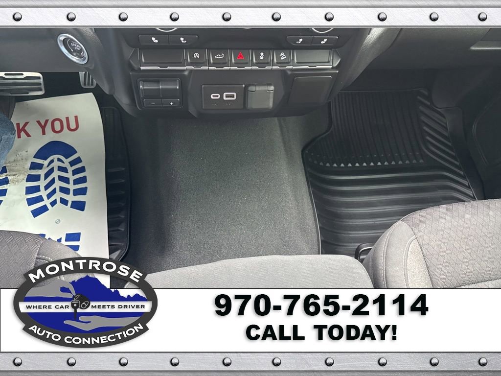 Used 2022 Chevrolet Silverado 1500 RST w/ Z71 Off-Road Package image 19
