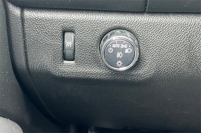 Used 2020 Chevrolet Colorado LT w/ Colorado RST Special Edition image 32