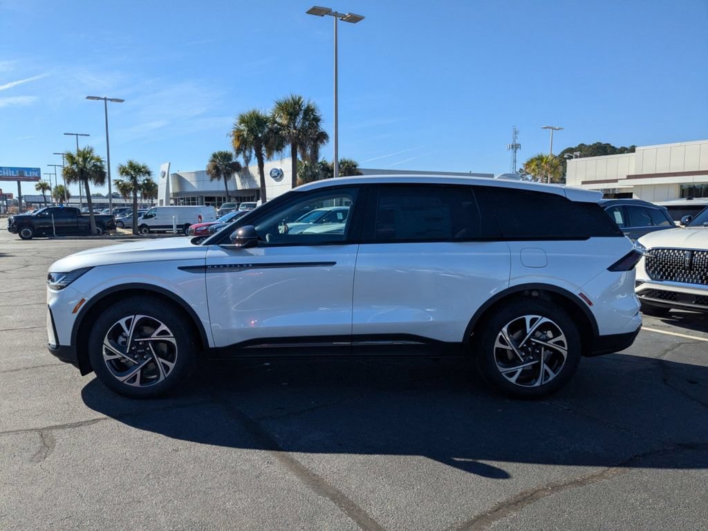 New 2026 Lincoln Nautilus Premier w/ Jet Appearance Package AWD/4WD image 7