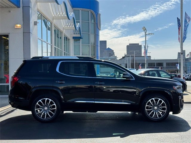 Used 2021 GMC Acadia Denali w/ Denali Ultimate Package image 2