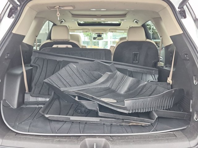 Used 2020 Buick Enclave Essence w/ LPO, Floor Liner Package AWD/4WD image 17