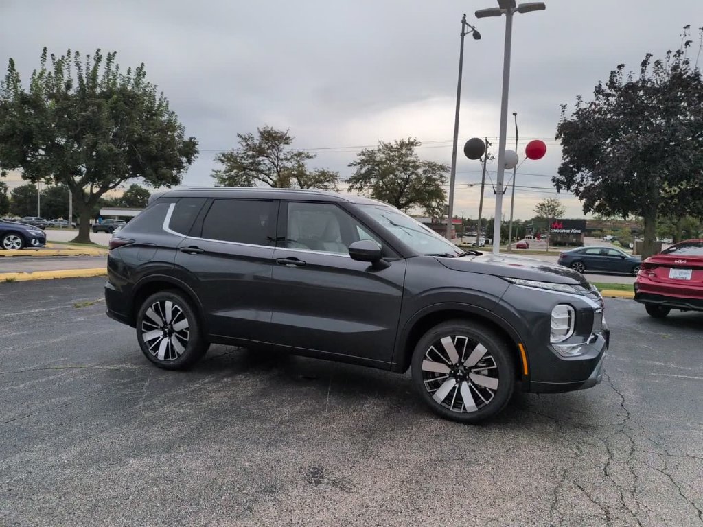 New 2026 Mitsubishi Outlander SEL AWD/4WD image 4