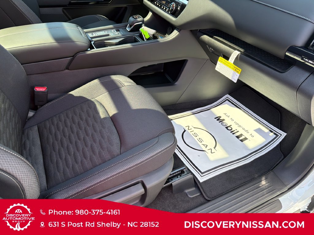 New 2026 Nissan Pathfinder SV w/ SV Premium Package FWD image 41