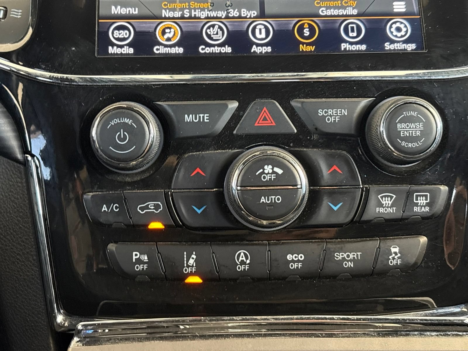 Used 2021 Jeep Grand Cherokee Laredo X RWD image 23