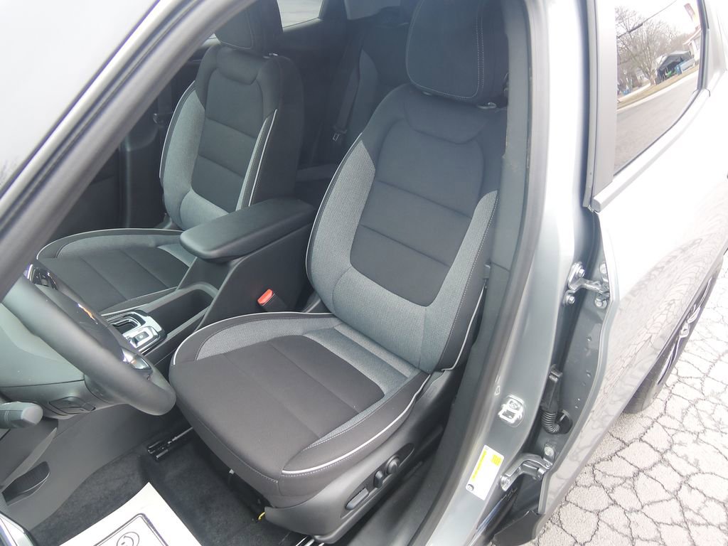 Used 2026 Chevrolet TrailBlazer LT w/ Convenience Package image 6