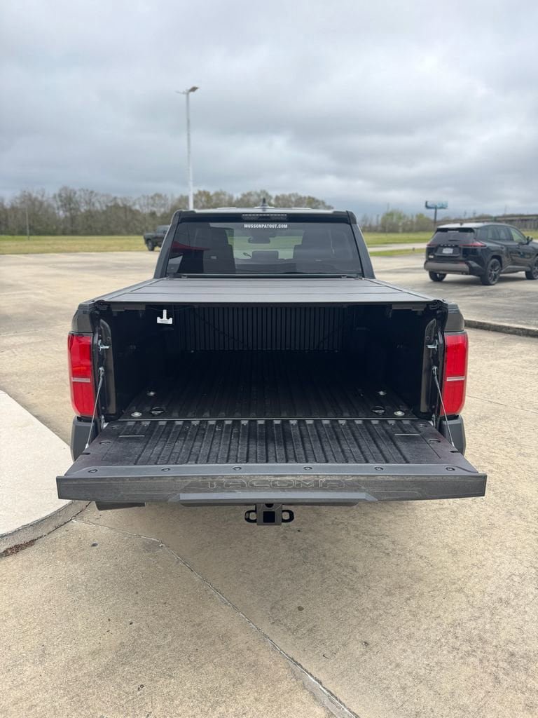 Used 2026 Toyota Tacoma SR image 12