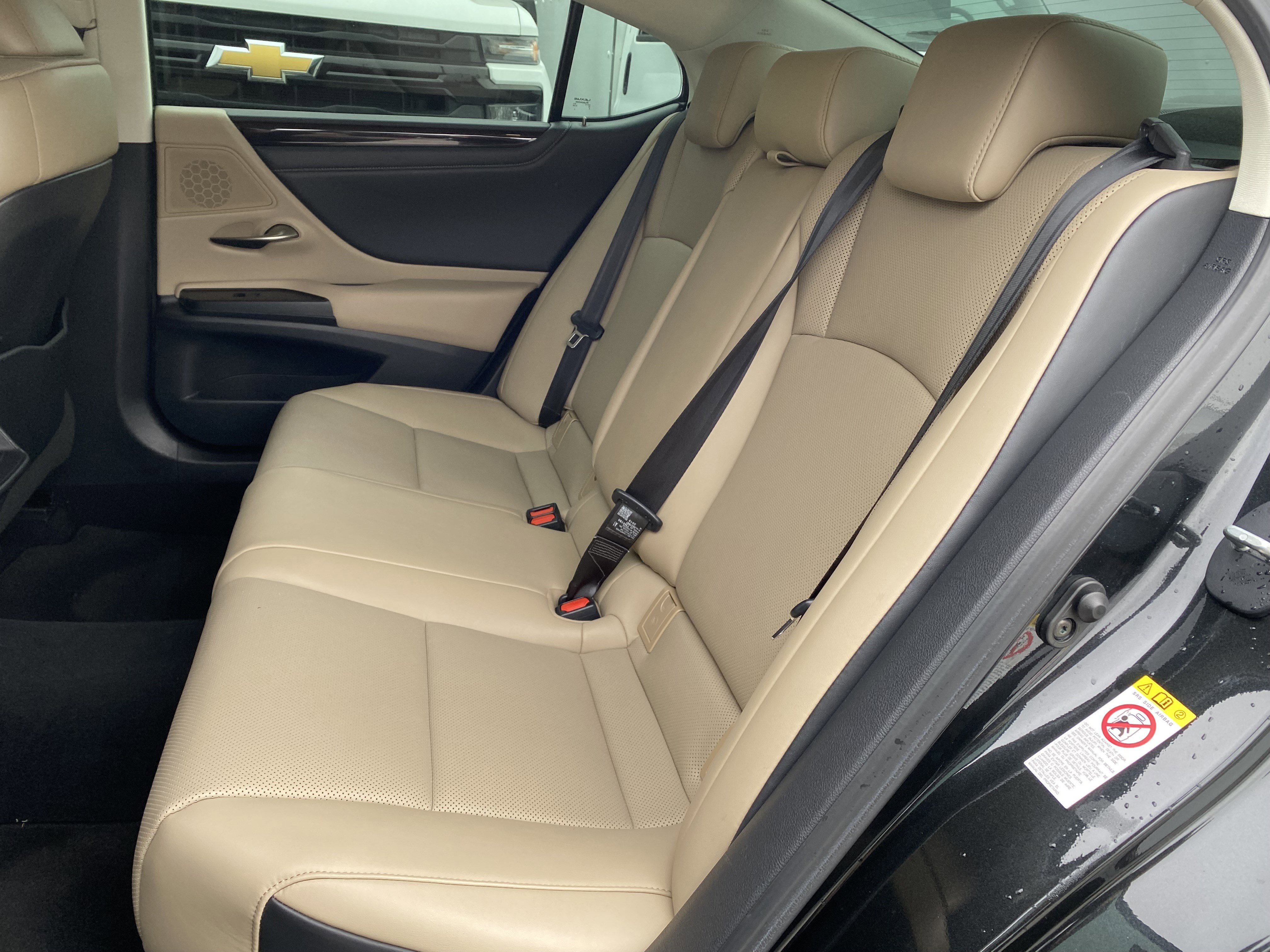 Used 2019 Lexus ES 350 w/ Premium Package image 36