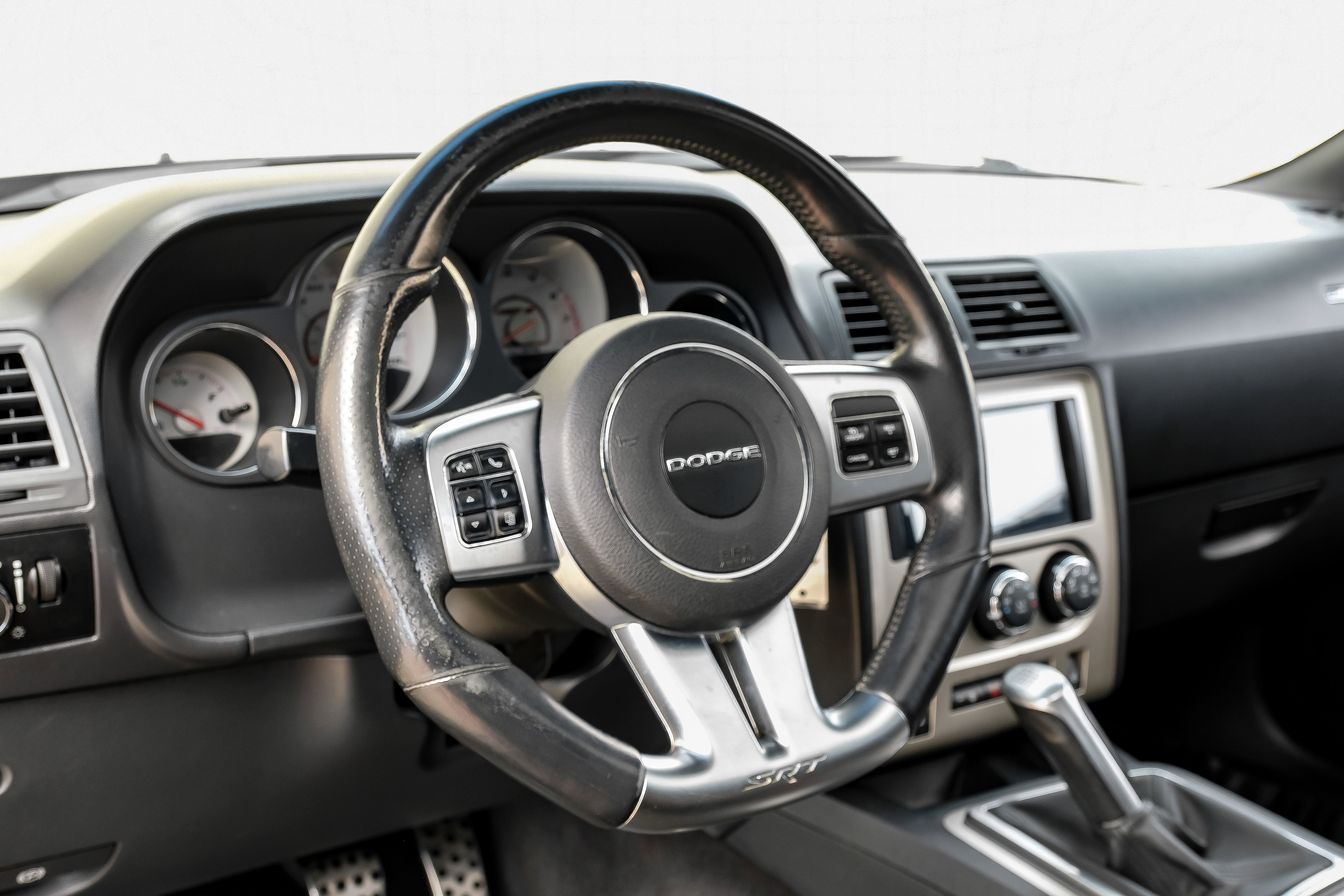 Used 2012 Dodge Challenger SRT8 RWD image 13