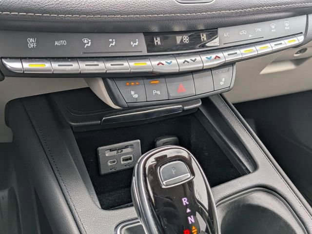 Used 2022 Cadillac XT4 Premium Luxury w/ Cold Weather Package image 21