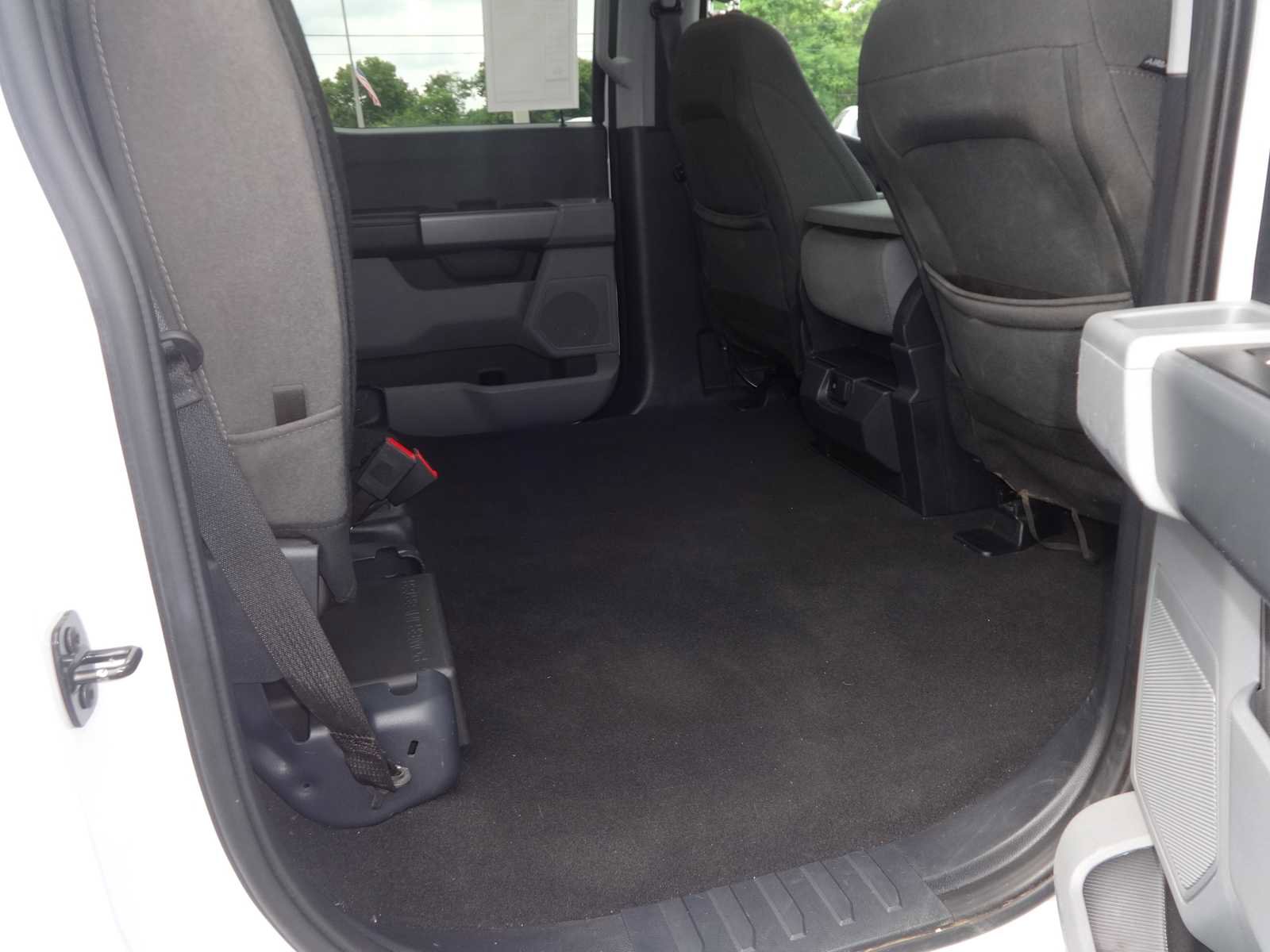 Used 2024 Ford F250 XLT image 11