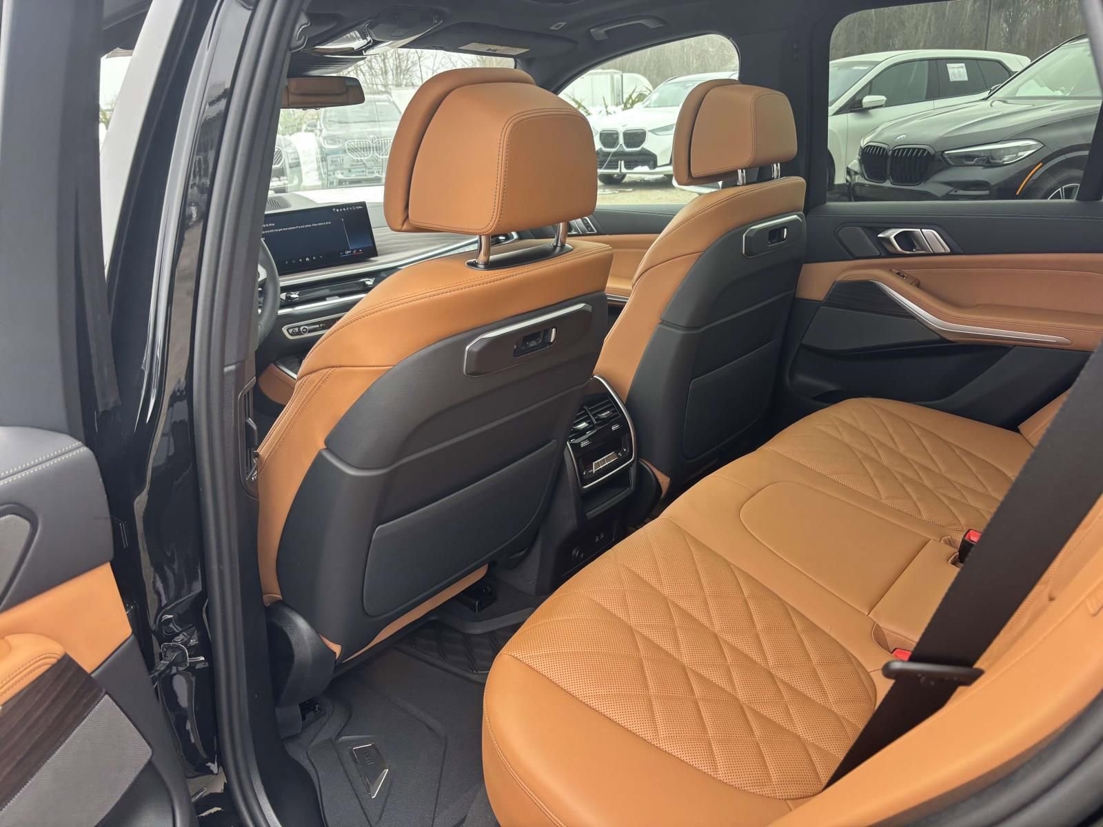 New 2026 BMW X5 xDrive50e w/ M Sport Package image 28