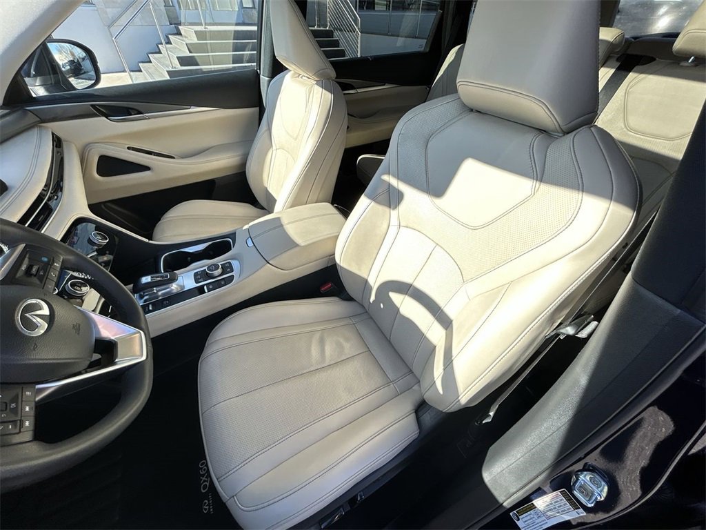 Certified 2023 INFINITI QX60 Luxe w/ Cargo Package image 15