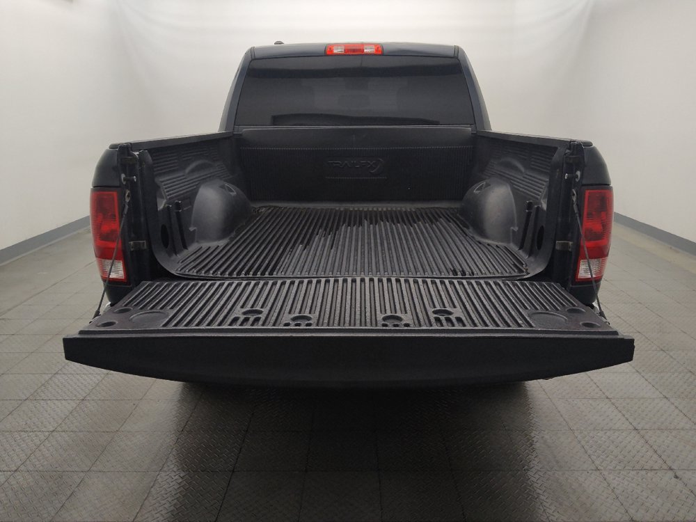 Used 2021 RAM 1500 Classic SLT RWD image 29