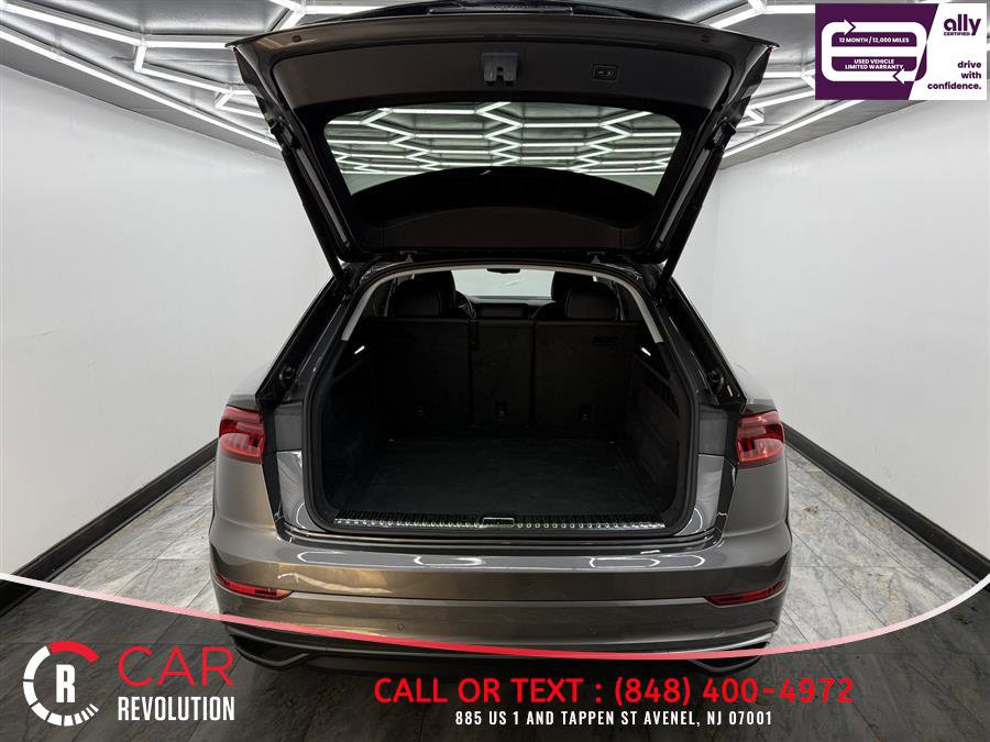 Used 2019 Audi Q8 Premium Plus AWD/4WD image 6