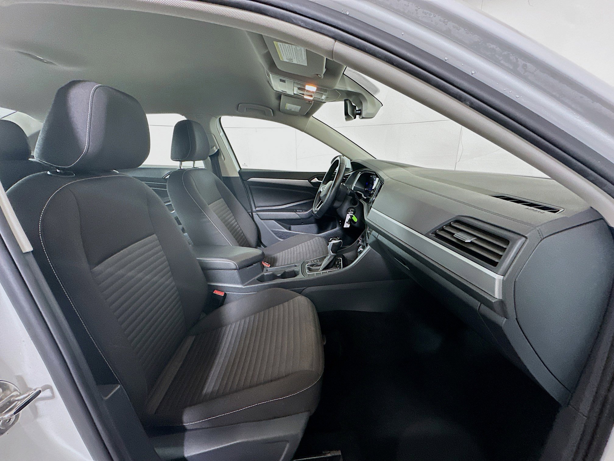 Used 2024 Volkswagen Jetta S image 29