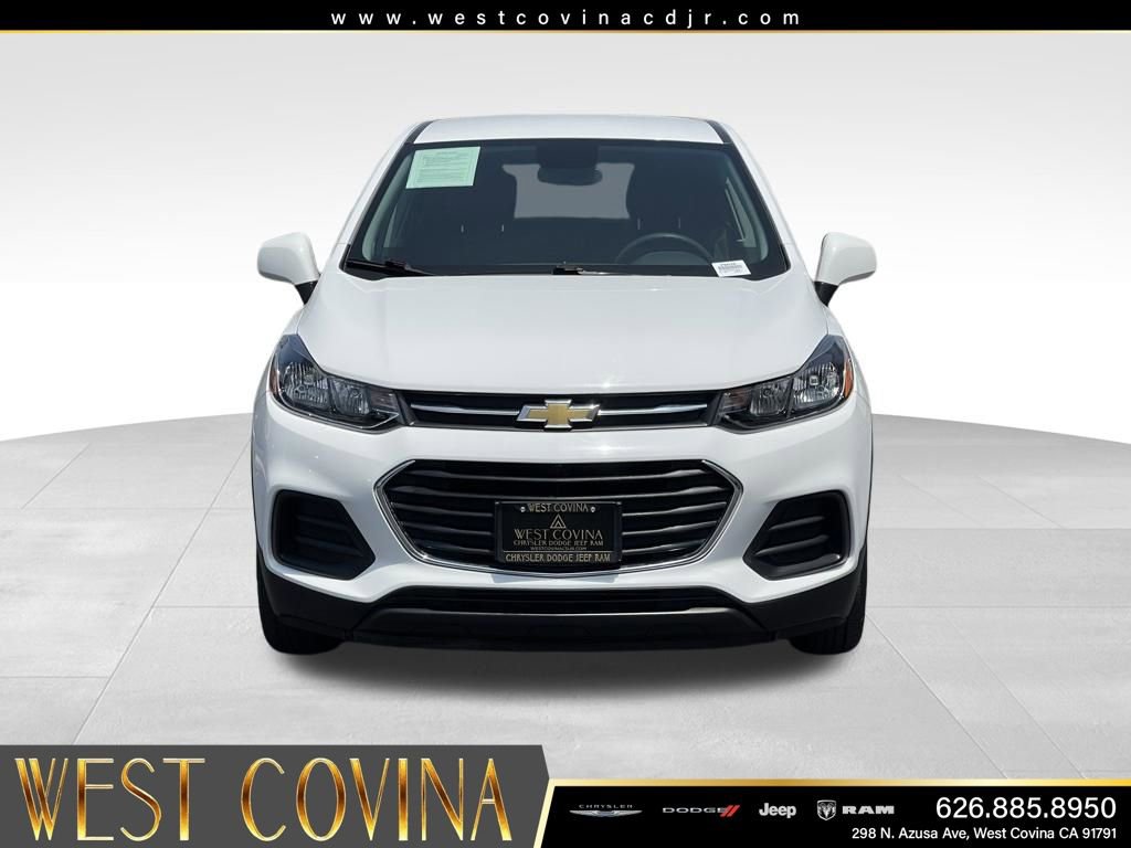 Used 2022 Chevrolet Trax LS w/ Tint and Cruise Package FWD image 2