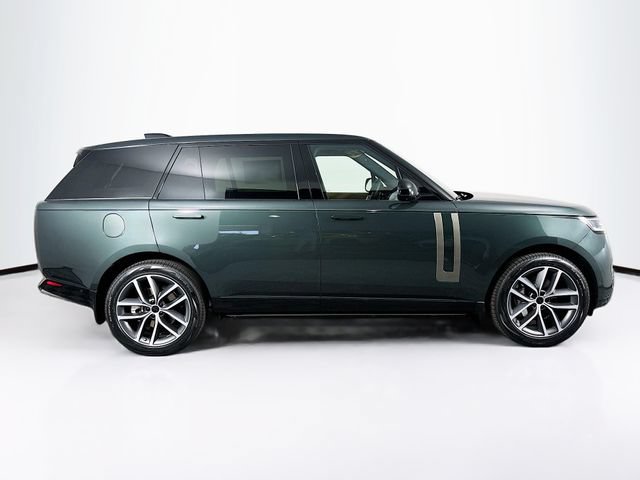 New 2026 Land Rover Range Rover Long Wheelbase SE AWD/4WD image 4