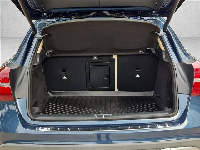 Used 2019 Mercedes-Benz GLA 250 4MATIC image 6