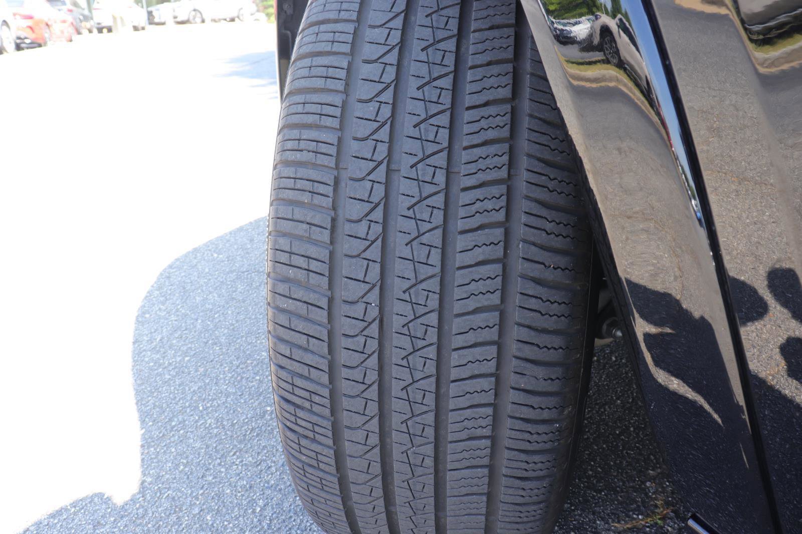 Used 2024 Mercedes-Benz GLE 450 4MATIC image 41