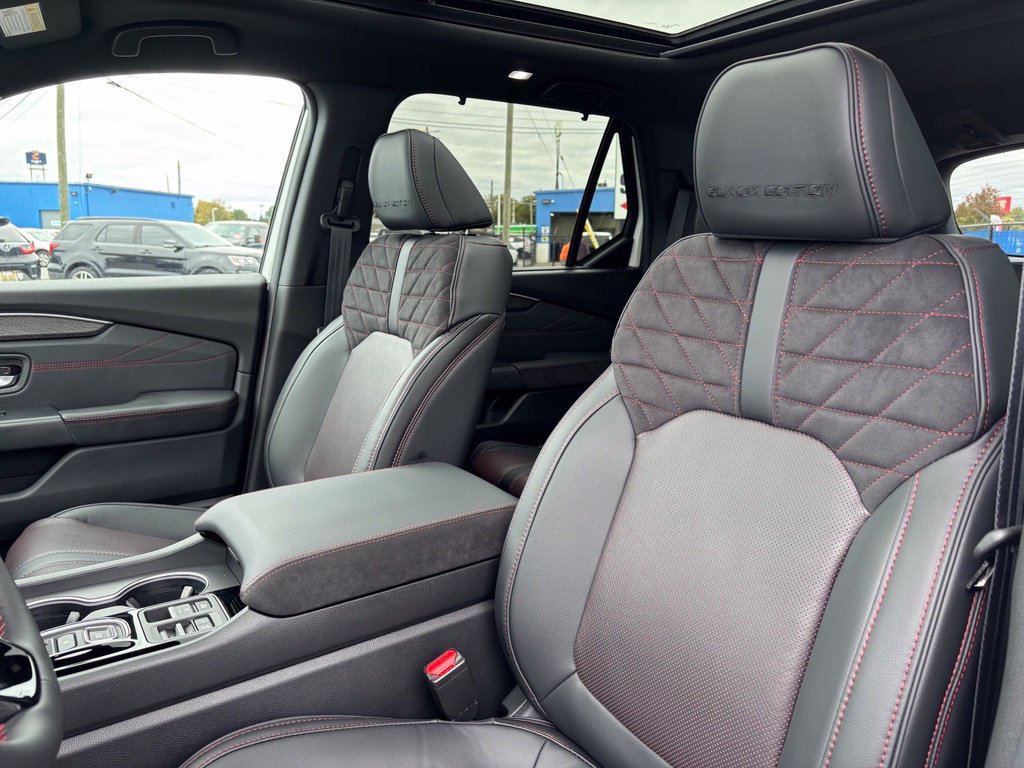 New 2026 Honda Pilot Black Edition image 12