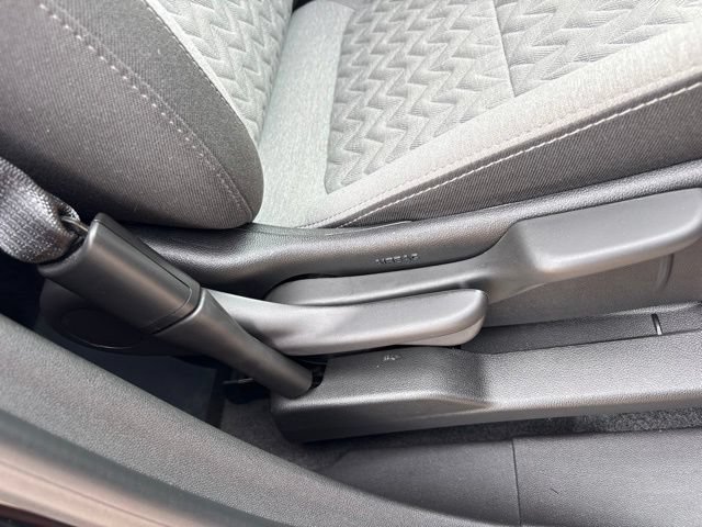 Used 2024 Chevrolet Equinox LS w/ LS Convenience Package FWD image 46