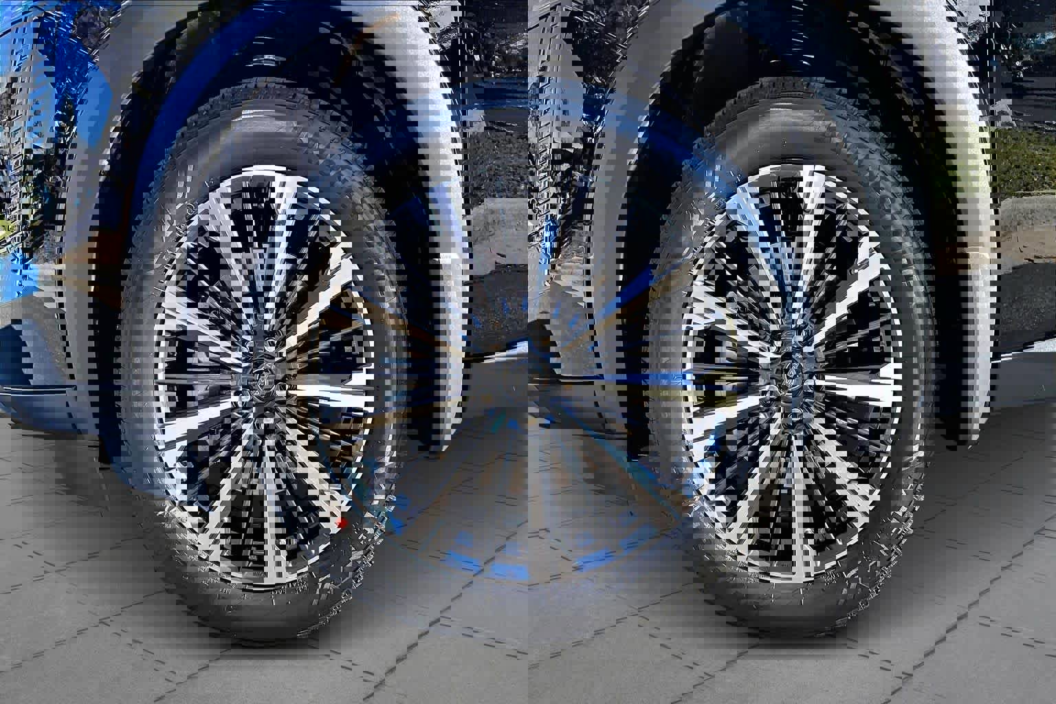 New 2026 Nissan Pathfinder Platinum image 11