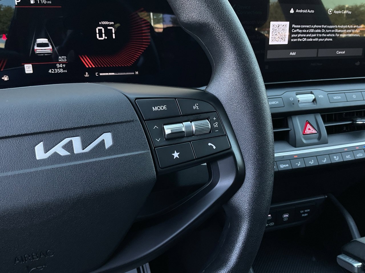 Used 2025 Kia K4 FWD image 33