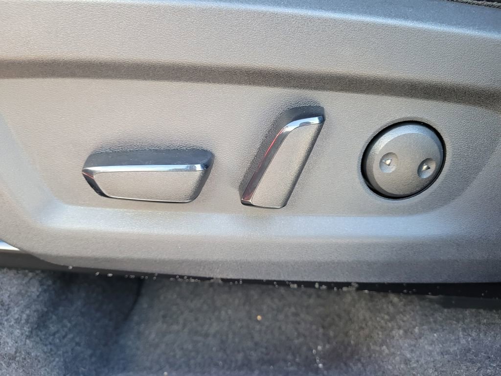 New 2025 Nissan Murano SL image 16